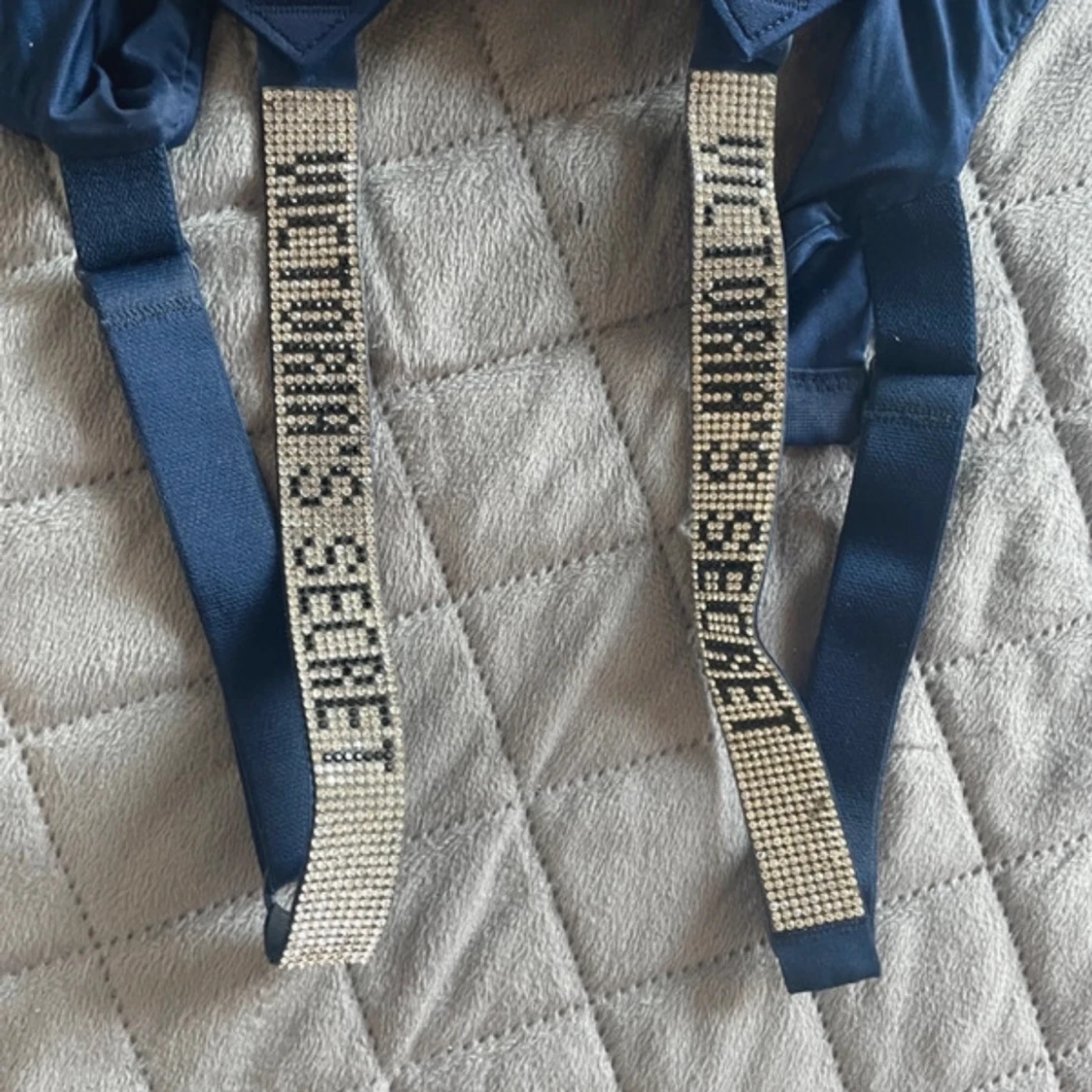 Mörkblå push-up bh från Victoria's Secret - 1