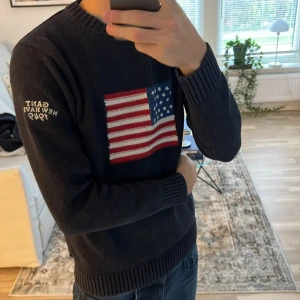 Stickad gant tröja  - Säljer en as fet gant stickad tröja, skick 10/10 inga defekter ingenting! Priset kan diskuteras🙌
