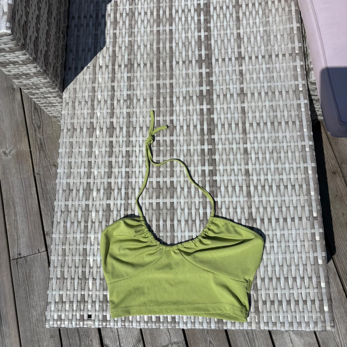 Ljusgrön halterneck från SHEIN