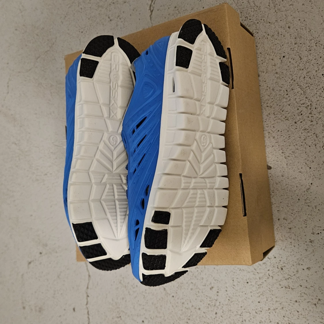 Crosskix Apx unisex vattenskostrl 37 - 2