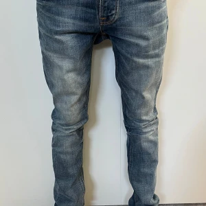Blå jeans från Nudie Jeans - Nudie jeans, W28 L30
