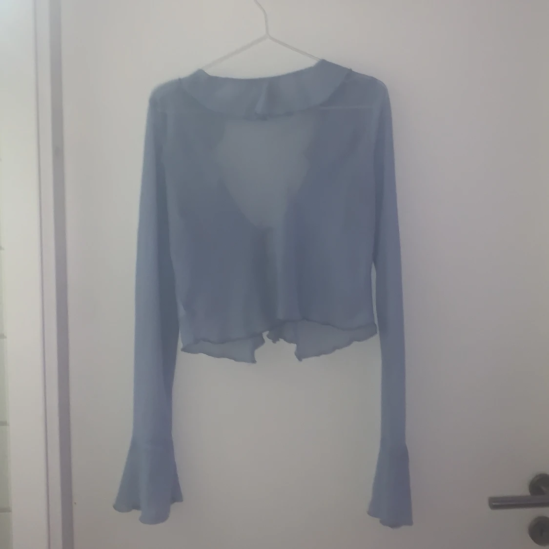 Ljusblå blus från H&M Divided - 1