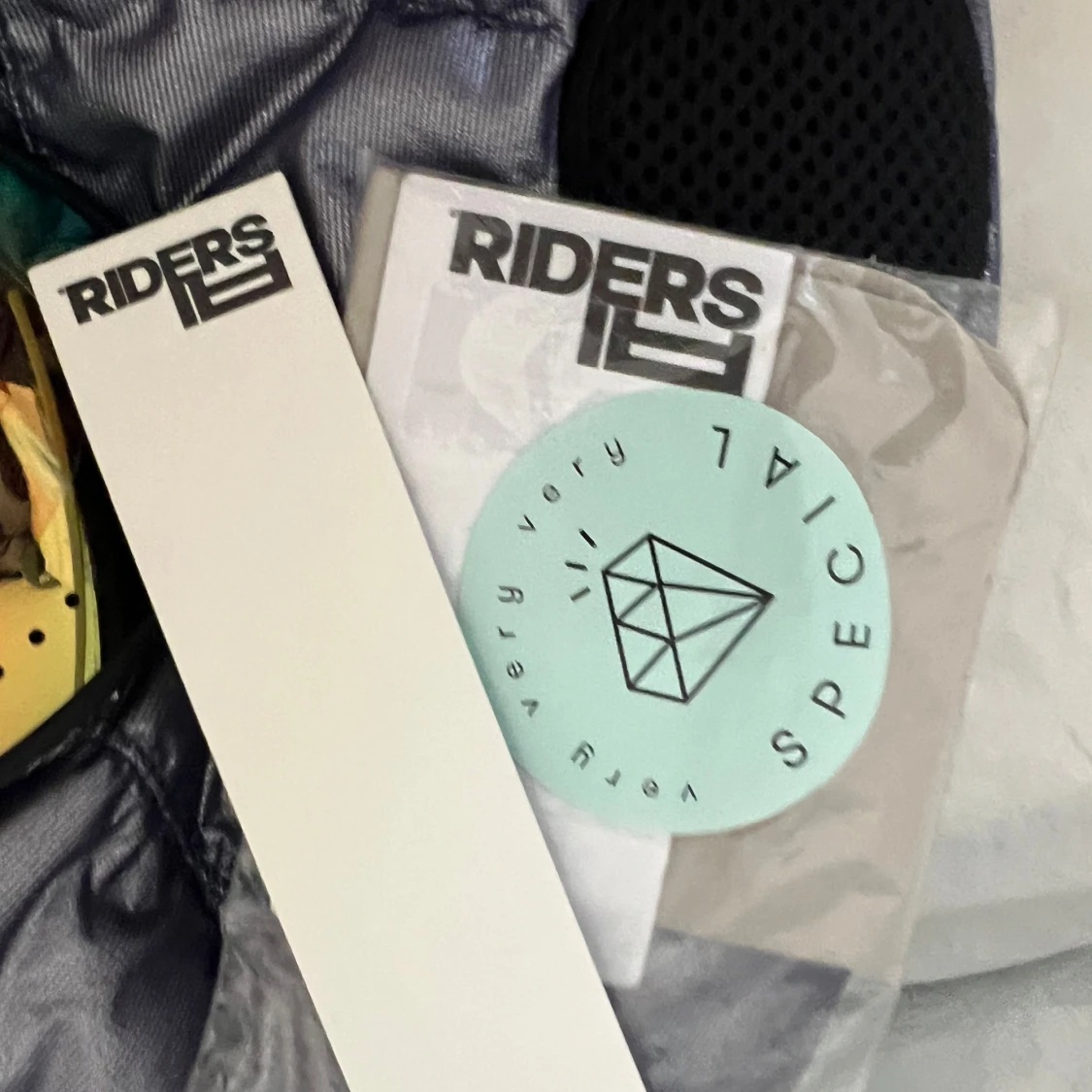 Grå dunjacka från Riders - 2