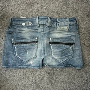 Blå jeanskjol från G-Star - Använd enstaka gånger inga defekter midjemått tvärs över 38-39 cm