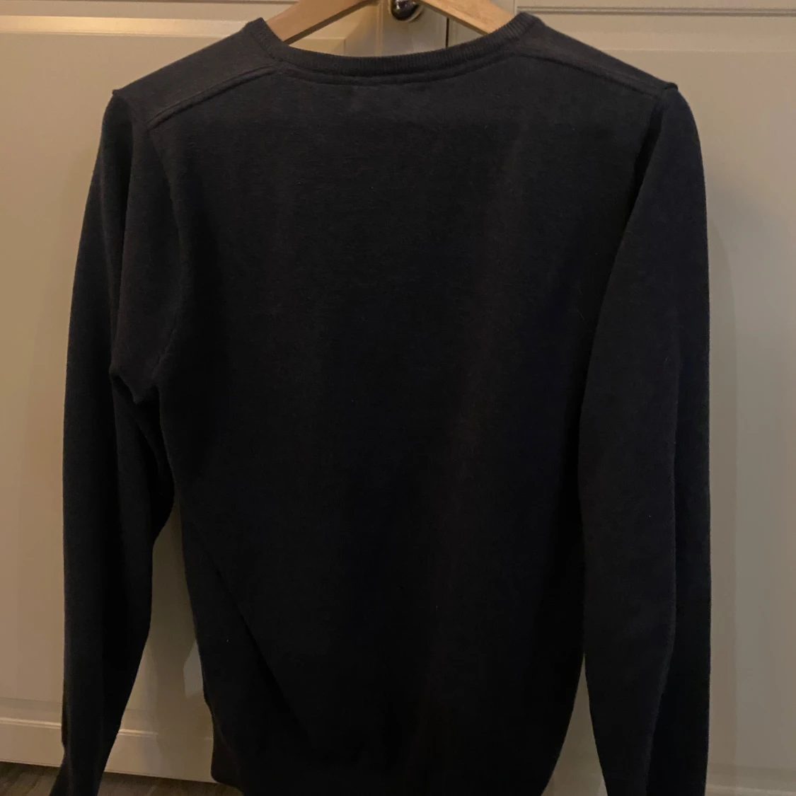 Mörkblå tröja från Berkeley med Copenhagen-tryck - 1