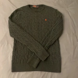 Morris Tröja - 10/10 skick, Storlek M men passar S, slim modell på tröjan.
