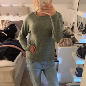 stickad tröja  - söt stickad tröja från vero moda💞