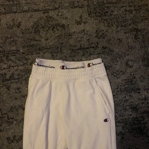 Champion sweatpants  - Sweatpants från Champion. Slutar vid anklarna   