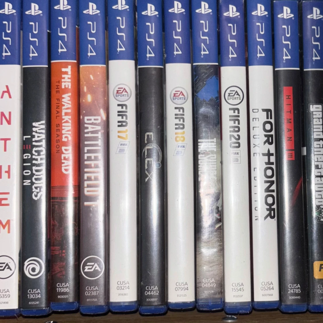 PS4-spelpaket med 12 spel - 1