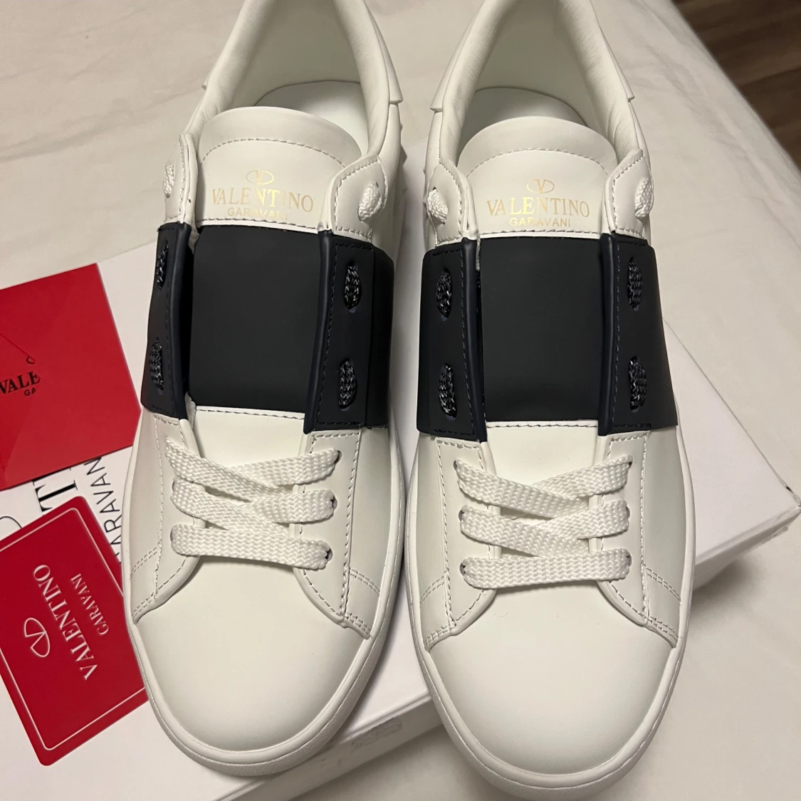 Helt nya Valentino Garavani  - 1