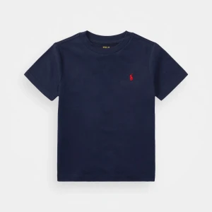 Mörkblå t-shirt från Polo Ralph Lauren - Mörkblå Ralph lauren tshirt i barnstorlek, men passar Xs-s. Ganska små ärmar. Knappt använd. 