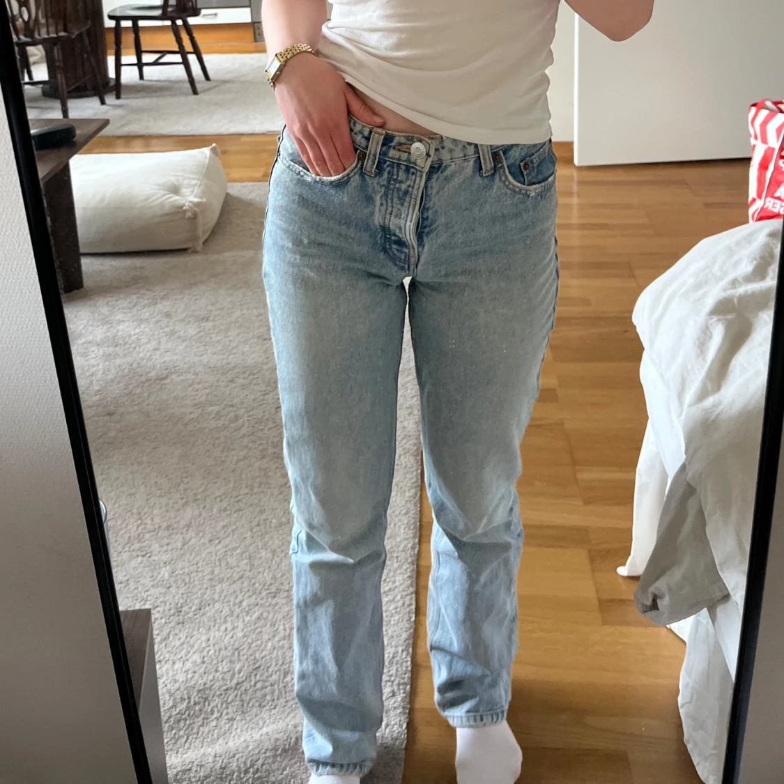 Ljusblå raka jeans - 1