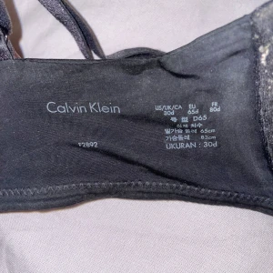 Calvin klein bh - Tyvvär blivit för liten