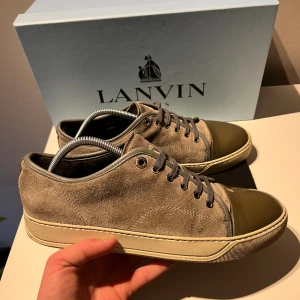 Lanvin - Tja, säljer nu mina lanvins. Dom är i bra skick,  Dustbags tillkommer vid köp. Om du har en fråga är det bara att skicka ett pm! 