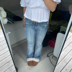 Jeans lowwaist utsvängda lågmidjade bootcut  - Jeans 💘💘