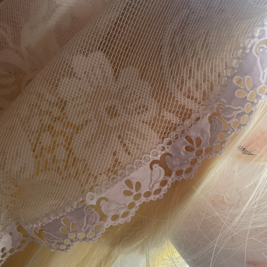 TRIANGLE Mantilla Catholic Chapel Veil  - 1