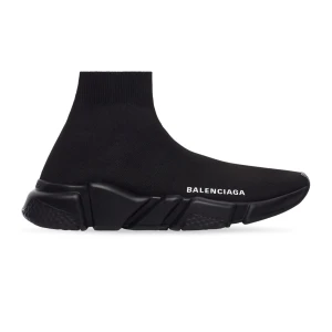Balenciaga Speed  - Balenciaga sneakers köpt från Miinto. Använd fåtal gånger skorna är i ny skick. Storlek 37 skorna är stora i storleken brukar annars ha 38 i skostorlek. Priset går att diskutera vid snabb affär. Nypris 8500 kr