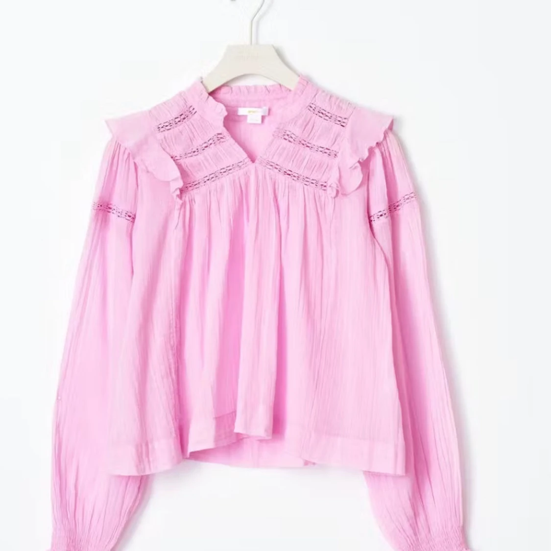 Rosa blus från Gina 