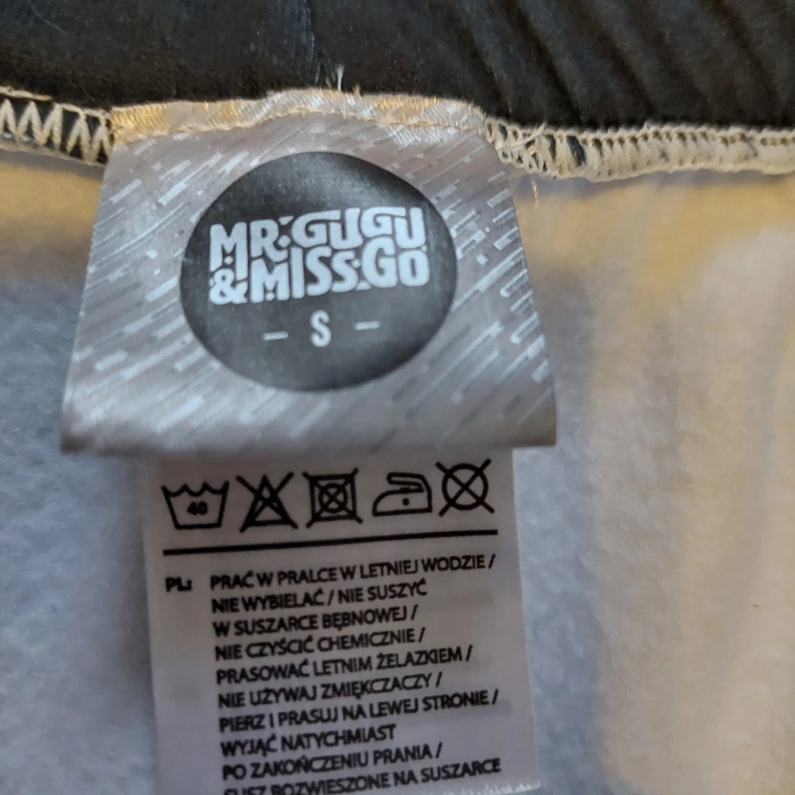 Mjukisbyxor med norrskensmönster från Mr. Gugu & Miss Go - 3