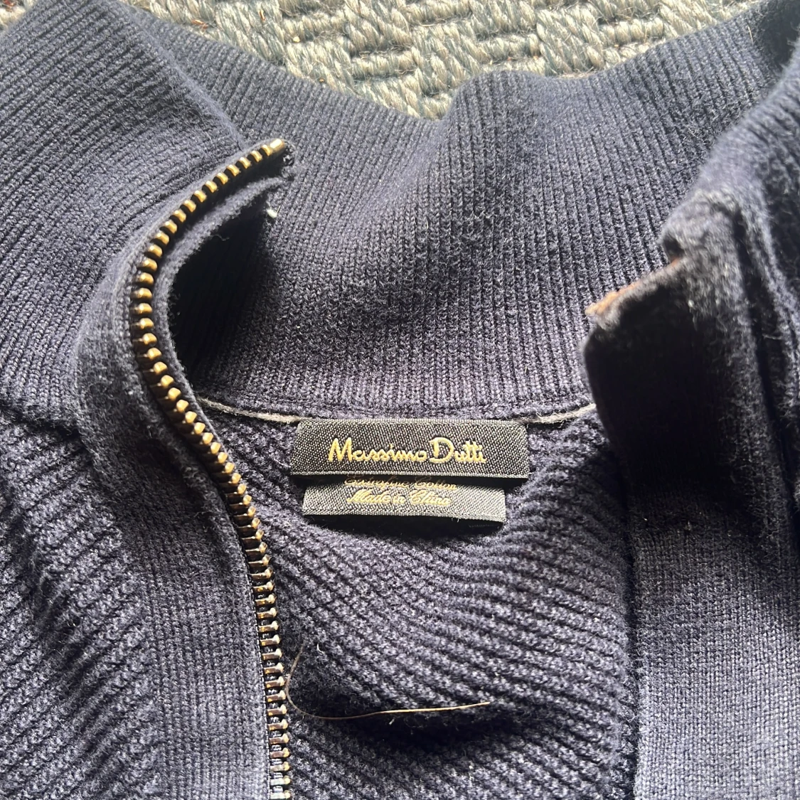 Mörkblå stickad kofta från Massimo Dutti - 1