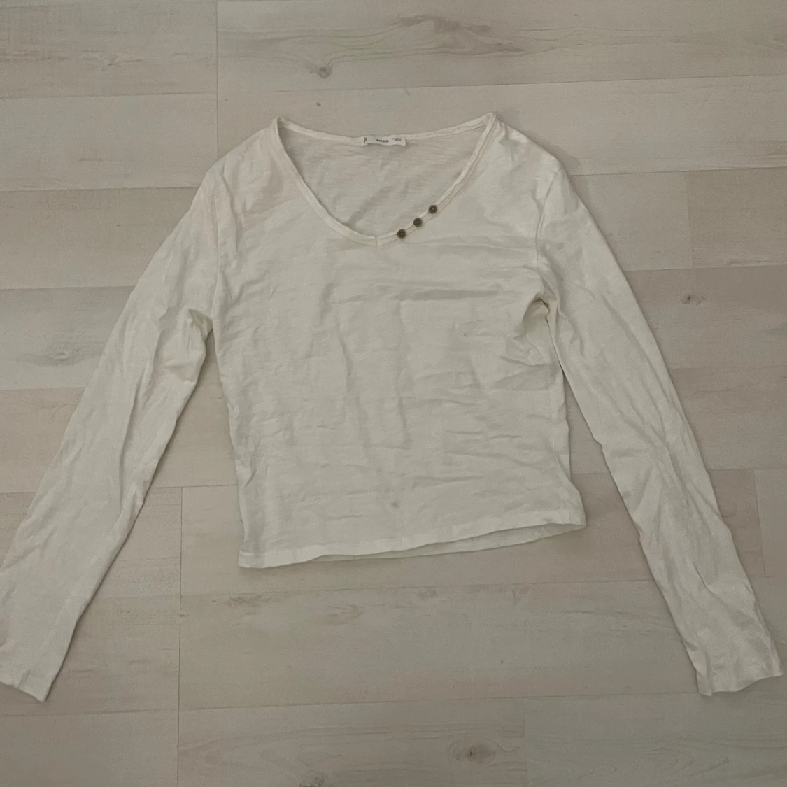 Vit långärmad tröja från Mango