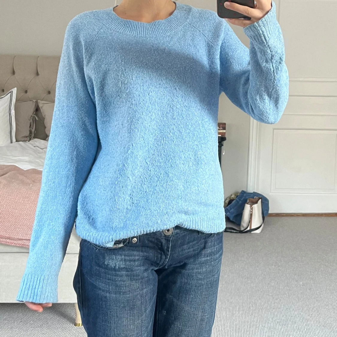 Ljusblå tröja - 1