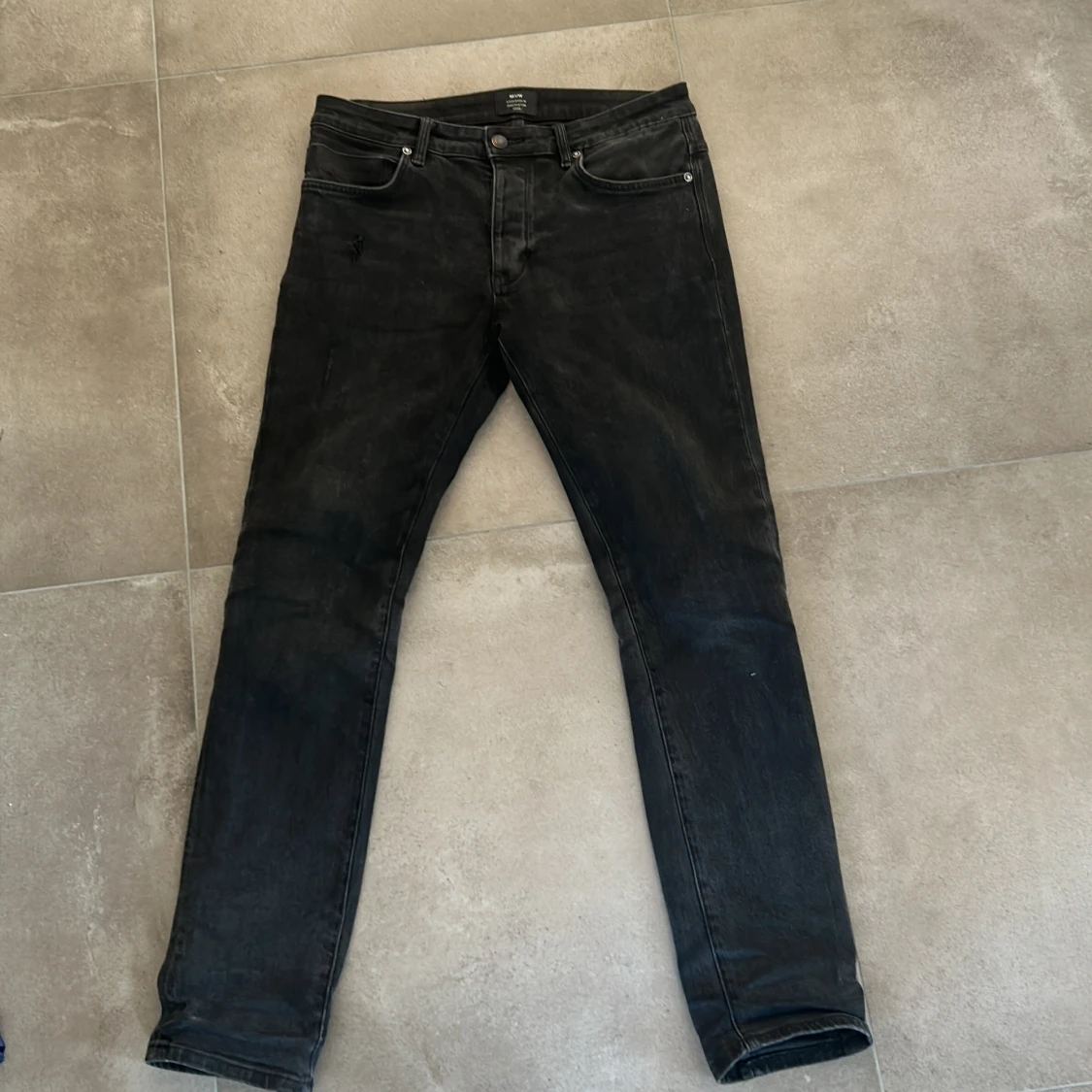 Svarta jeans från NEUW - 2