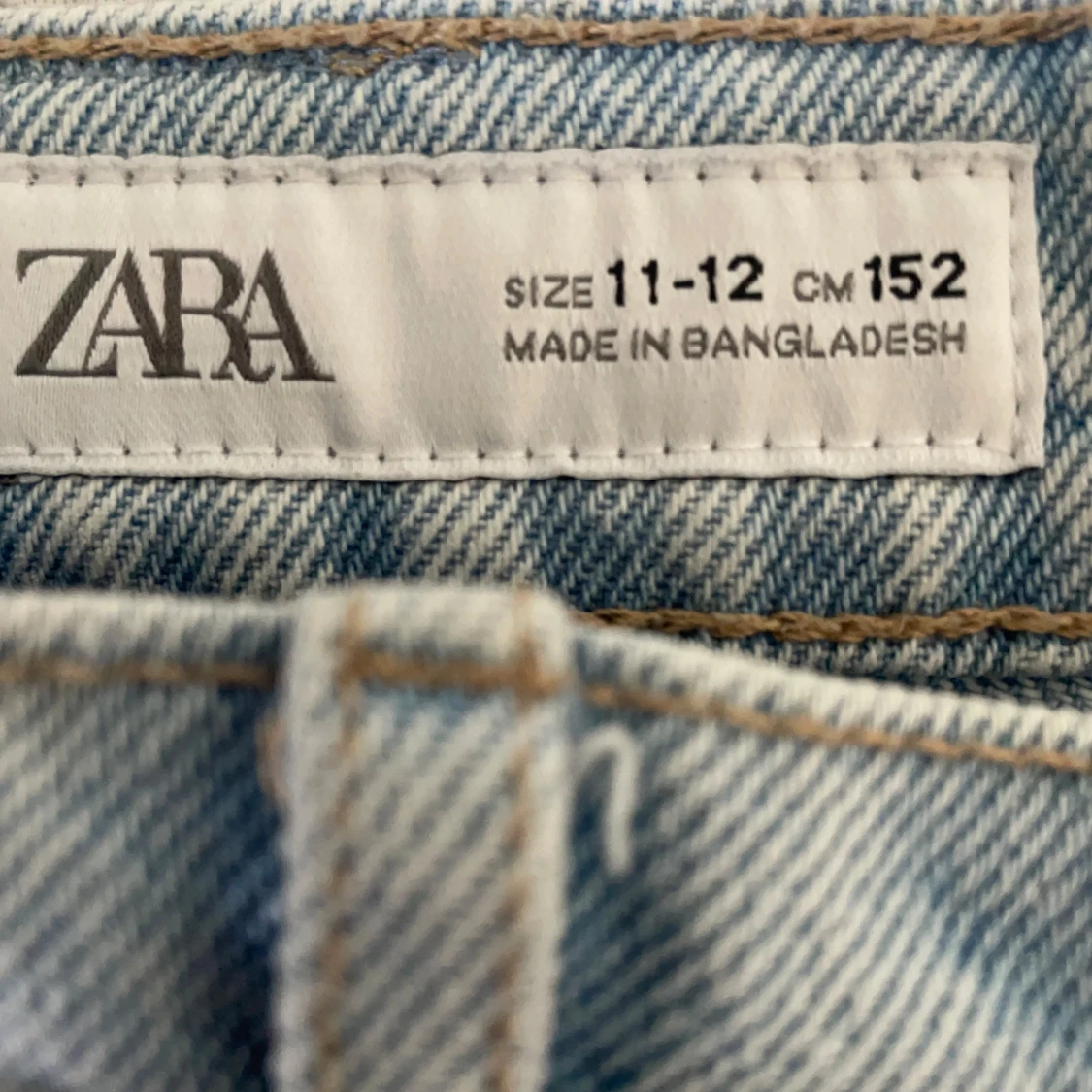 Ljusblå jeansshorts från Zara - 3