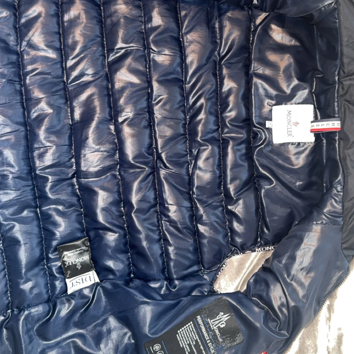 Mörkblå dunväst äkta Moncler - 3