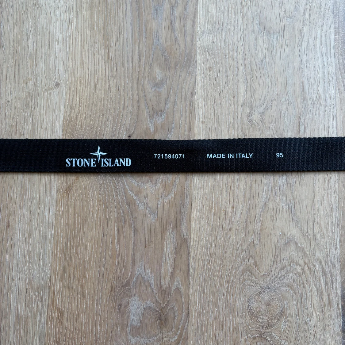 Svart bälte från Stone Island - 1