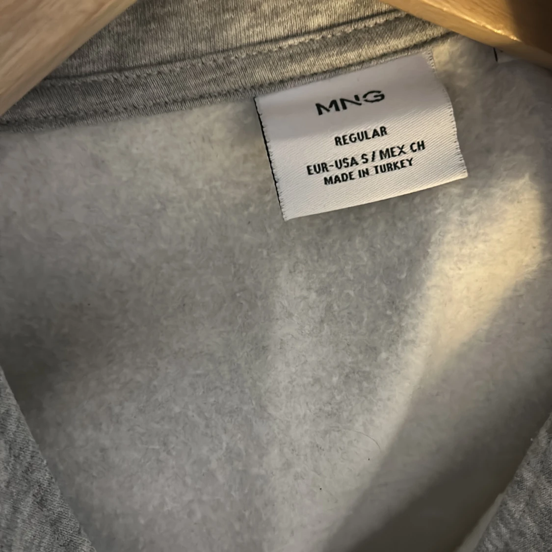 Grå halvzip tröja från MNG - 3