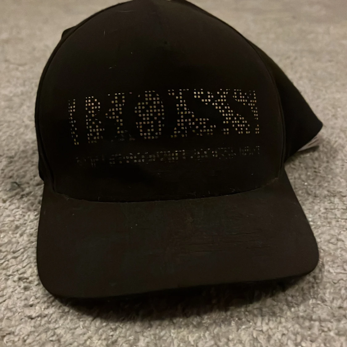 Svart keps från Hugo Boss