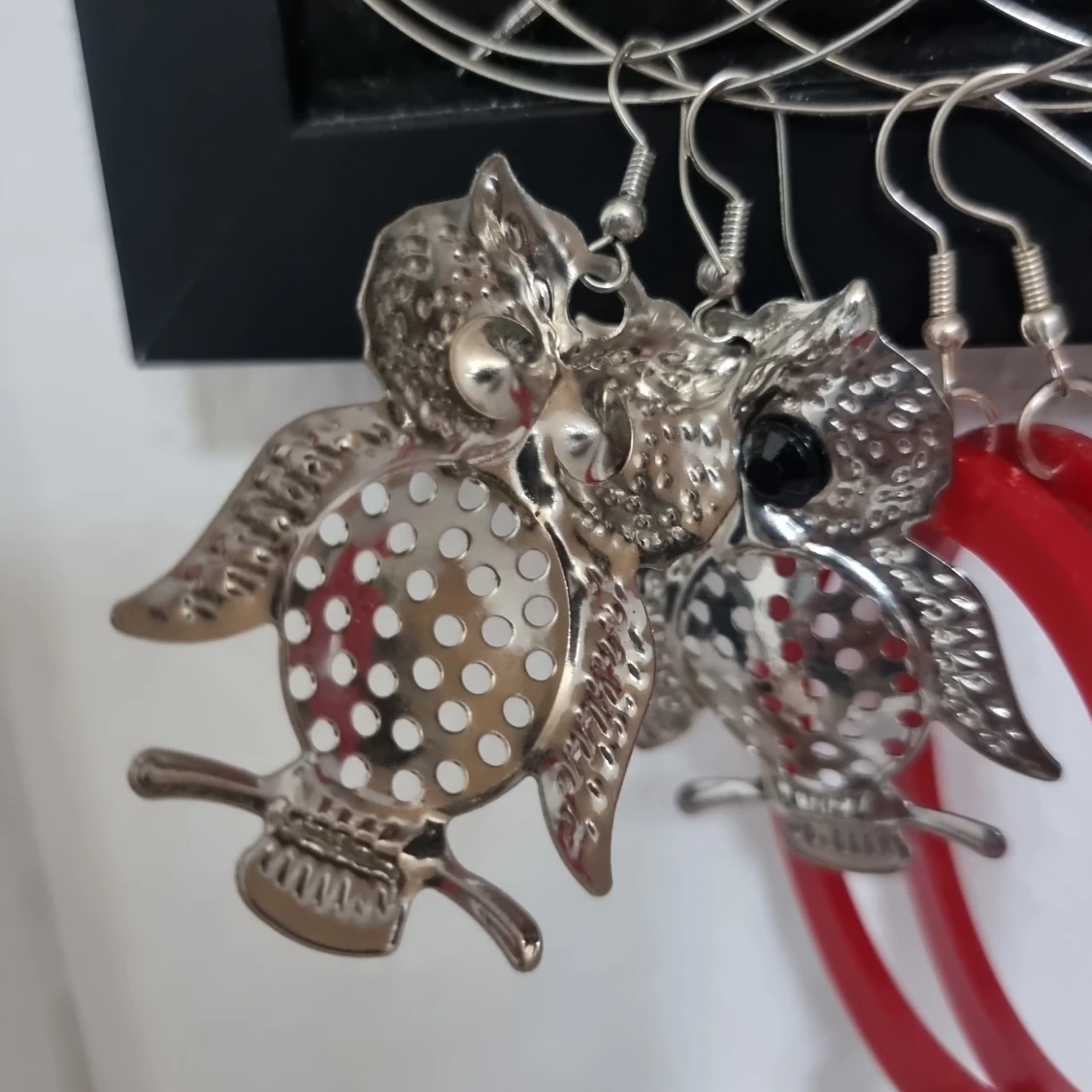 Silvriga uggleörhängen med svarta ögon - 1