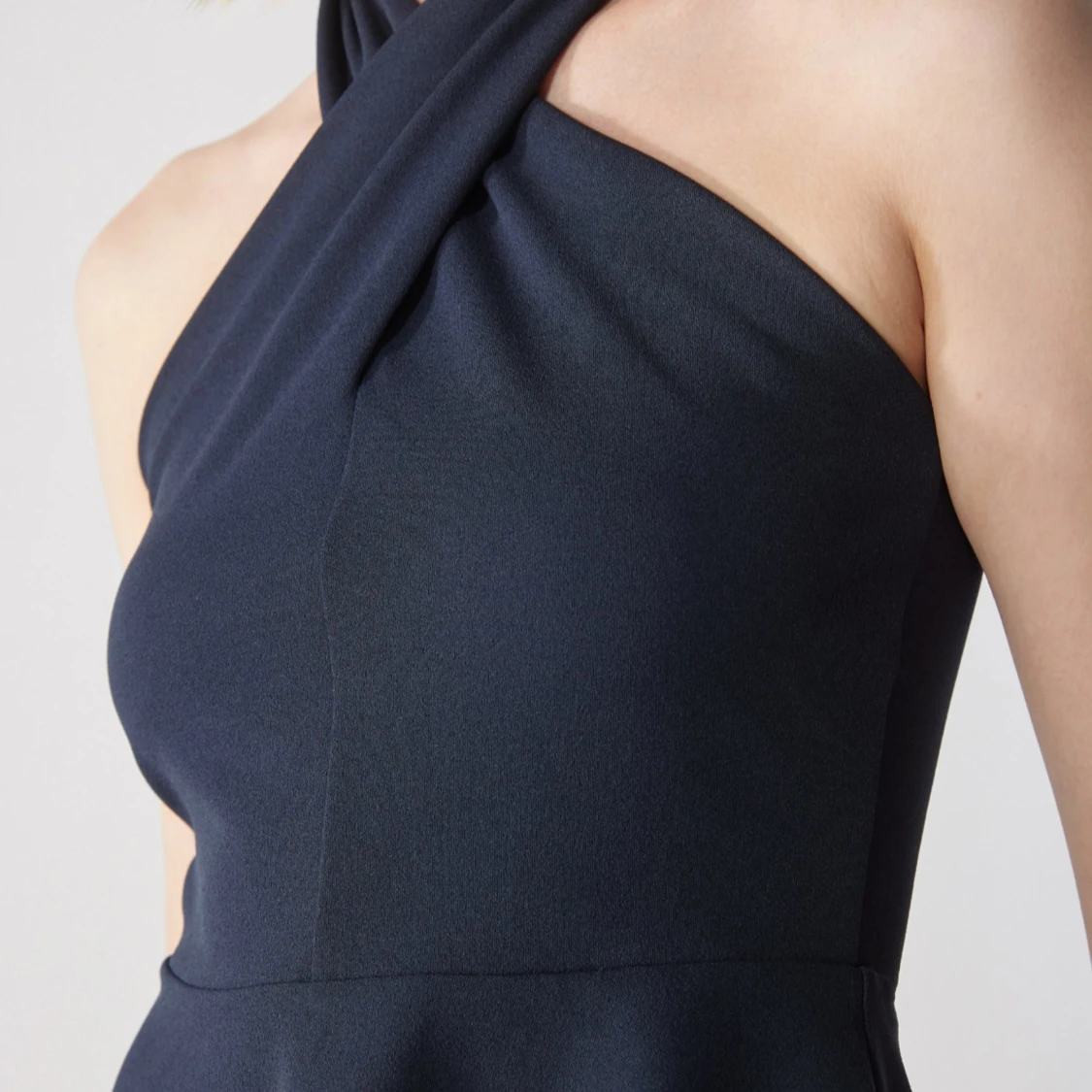 mörkblå halterneck peplum topp - 1