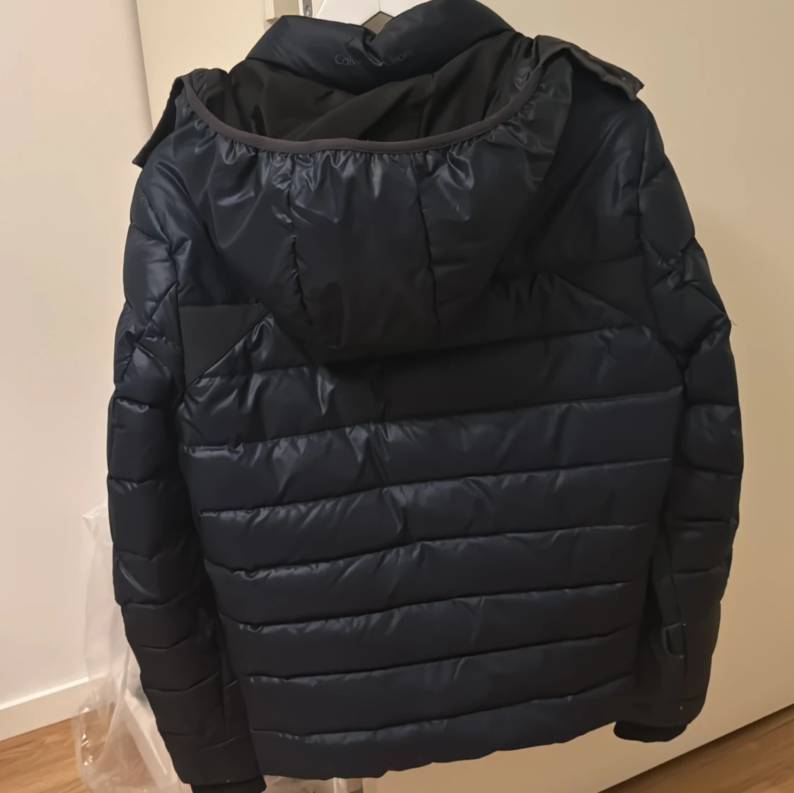 Calvin Klein jacka - 90