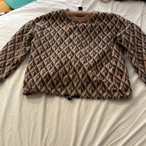 Hoddie - Storlek XS. Mysig. Fin