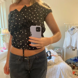 Topp - Prickig topp❤️