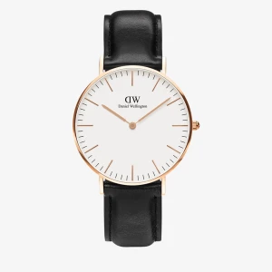 Daniel Wellington klocka  - Klocka från Daniel Wellington!! Nypris 1699. Funkar både för killar o tjejer💞