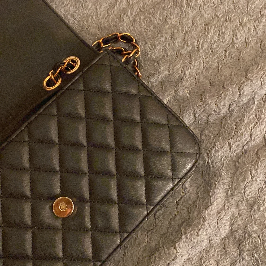 Svart axelväska - 91