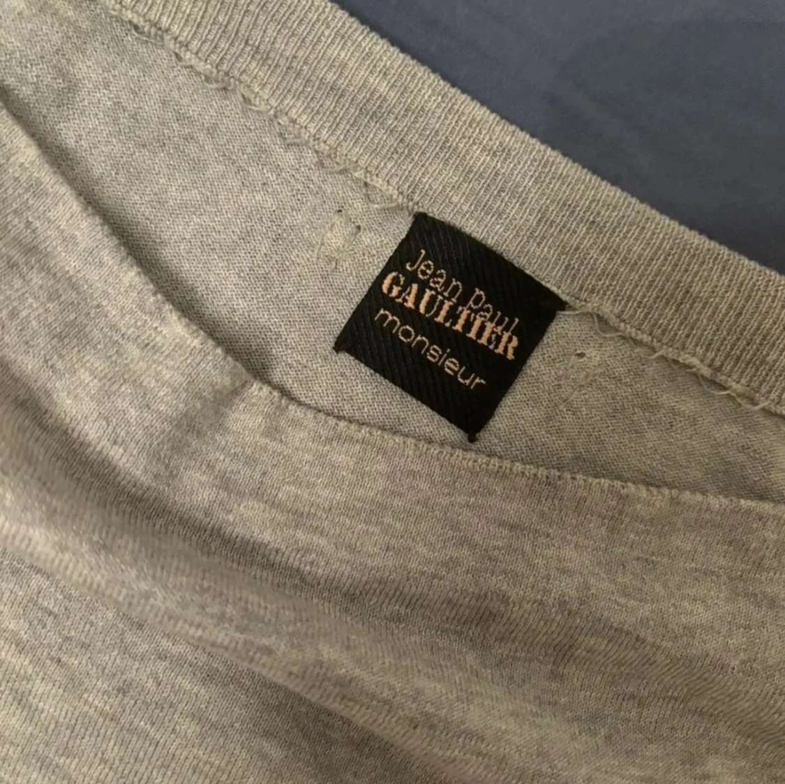 Grå randig tröja från Jean Paul Gaultier - 90