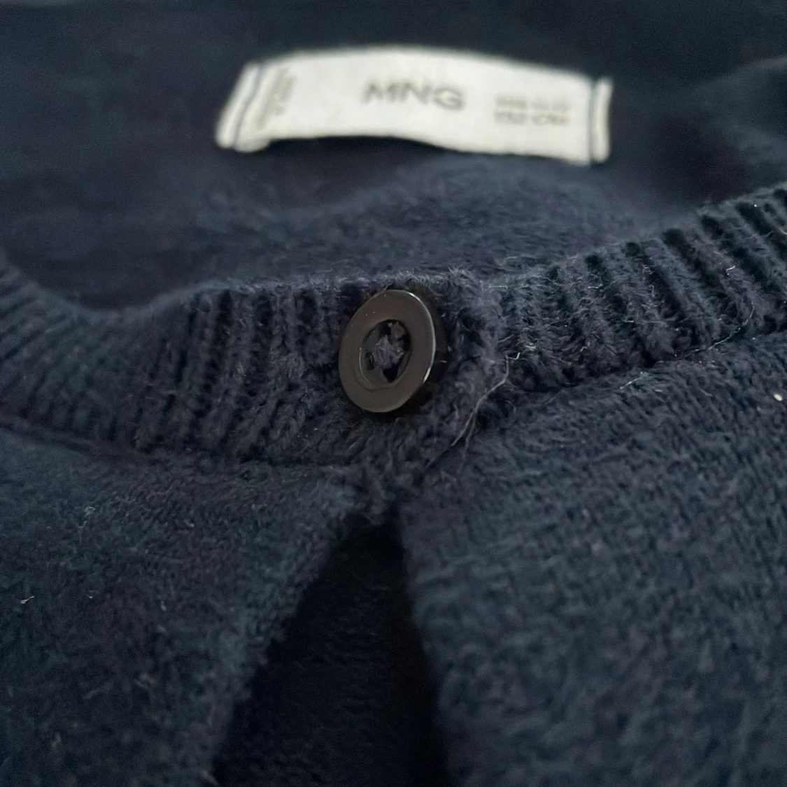 Mörkblå kofta från MNG - 90