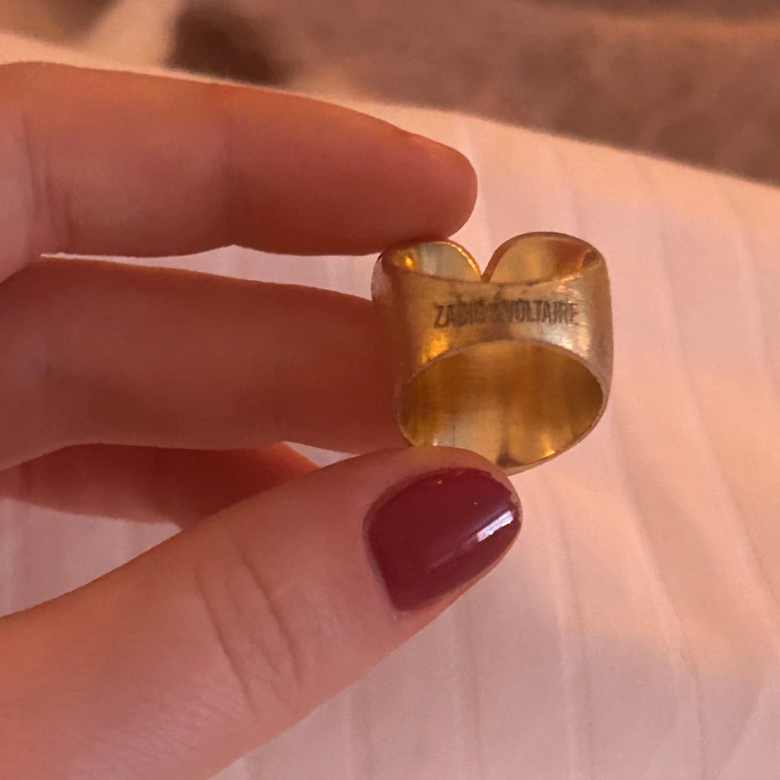 Guldfärgad ring med hjärta från Zadig & Voltaire - 91