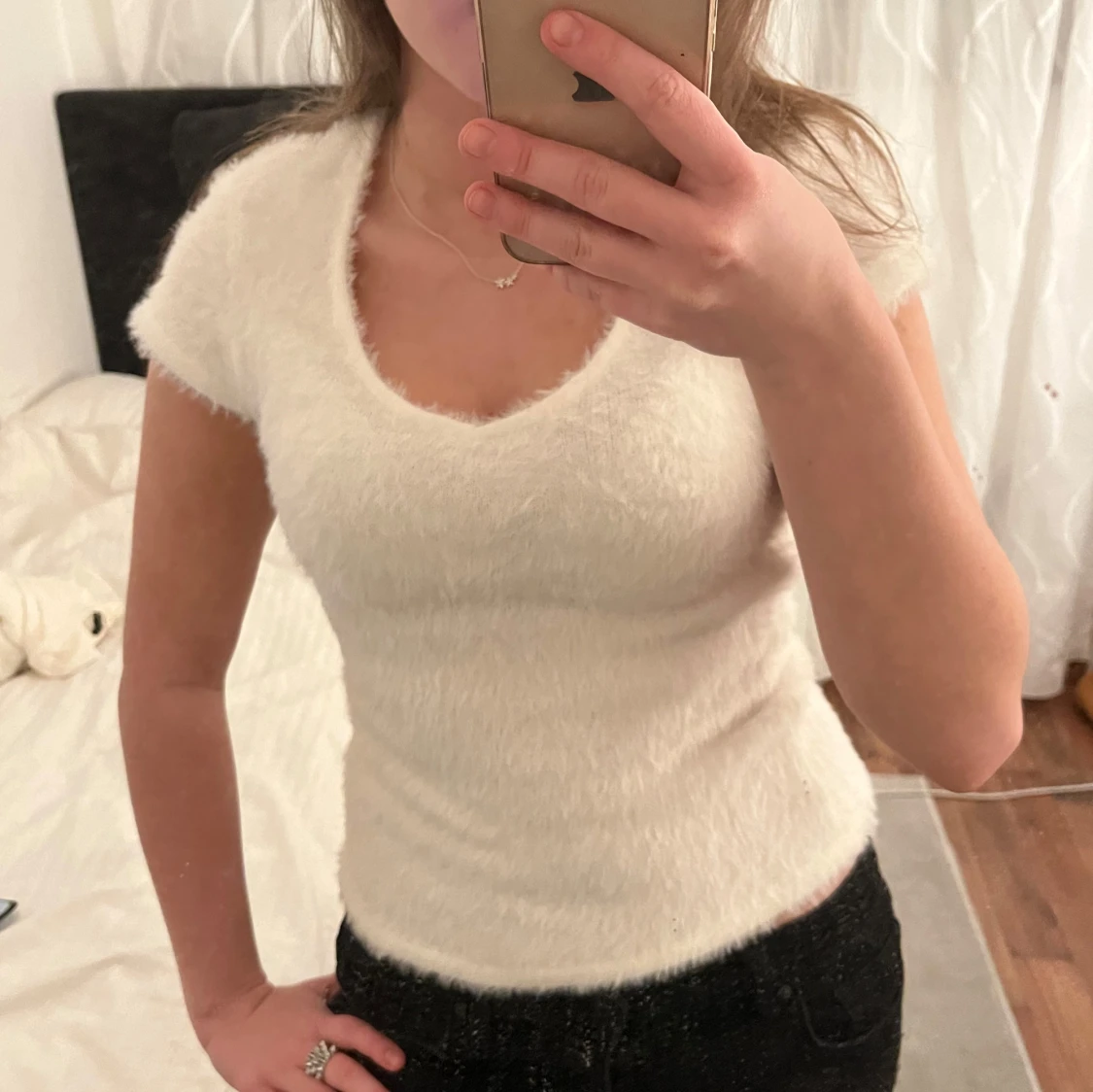 Vit fluffig topp - 90