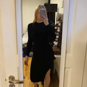 Svart klänning, m - Mjuk och skön