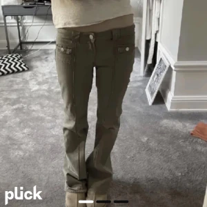 Gröna jeans hm - Nyskick! Lånade bilder, kom privat för egna bilder!