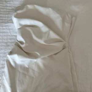 Zara topp - Storlek s,  Sparsamt använd  Slutsåld 