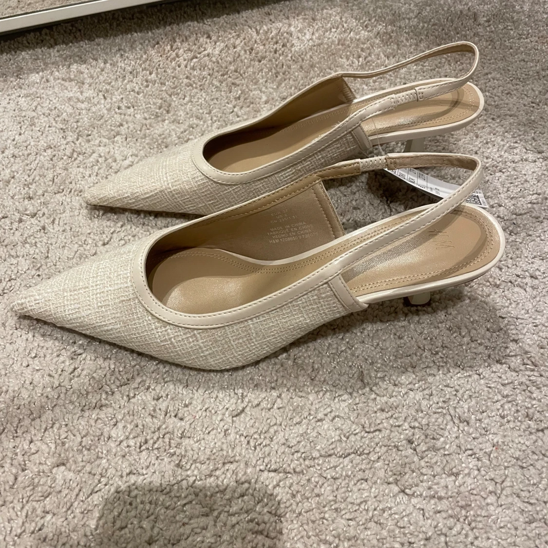 Beige klackar/pumps