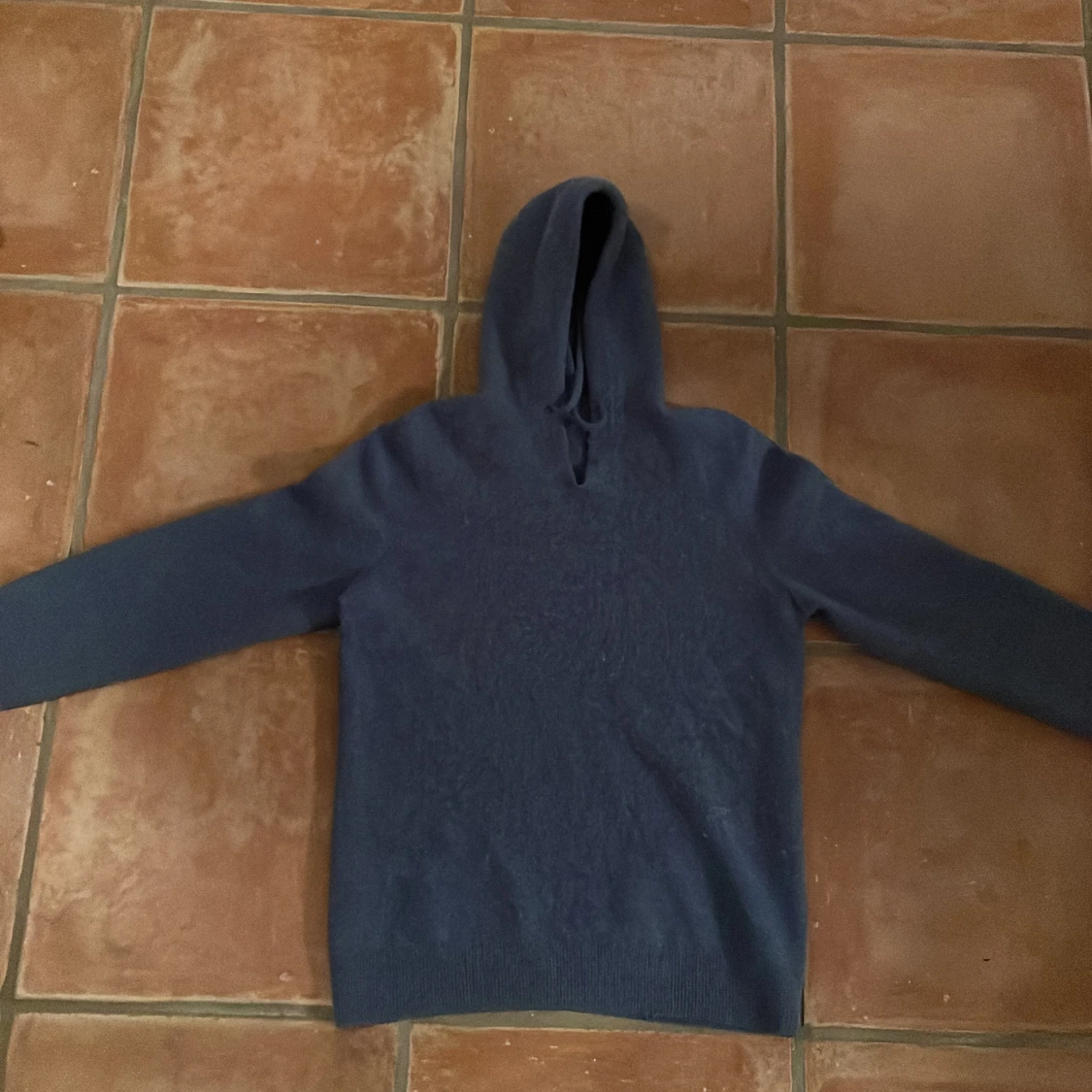 Blå Cashmere hoodie - 3