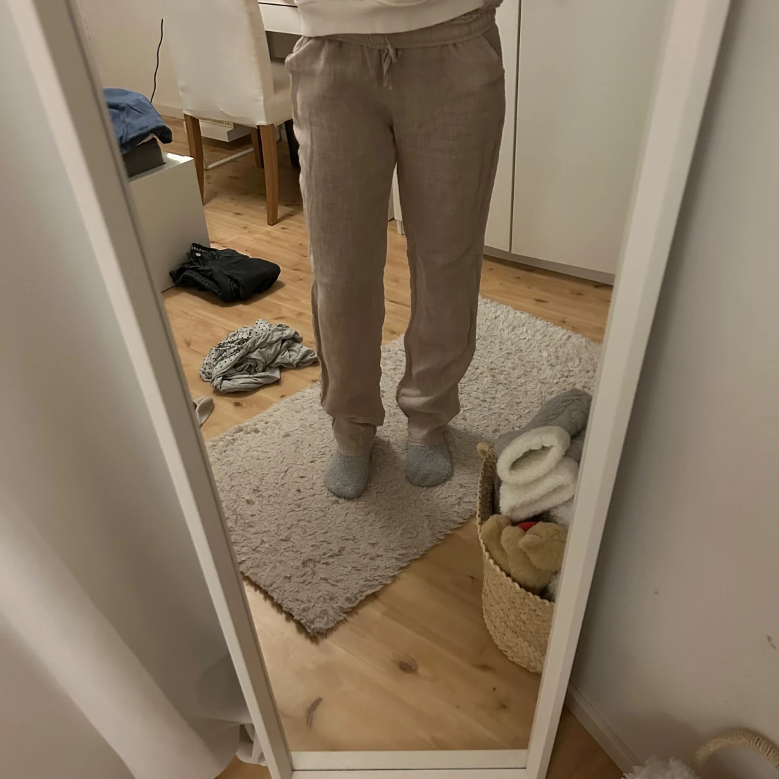 Beige linnebyxor från Design by Si - 3