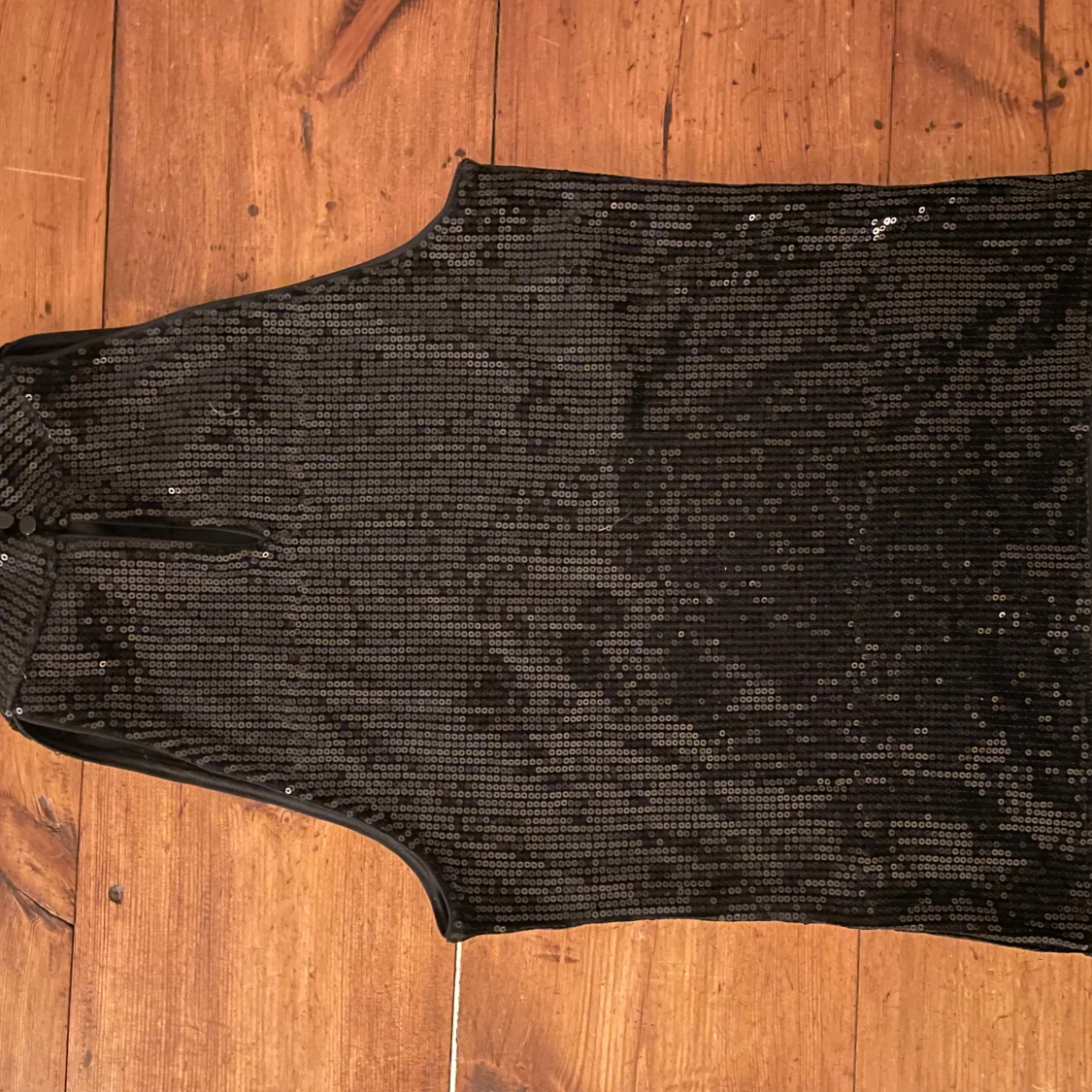 Svart paljettopp - 2